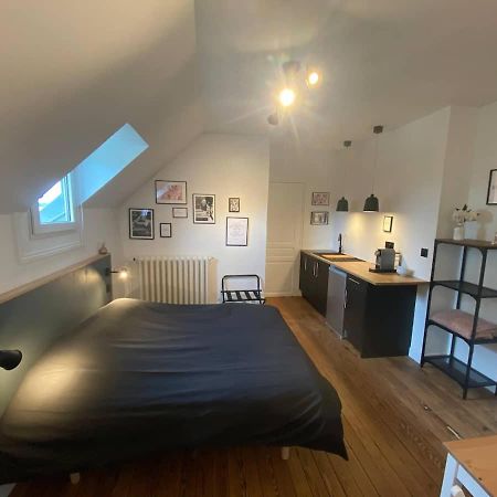 Le Manoir Des Lys Lejlighed Tilly-sur-Seulles Eksteriør billede